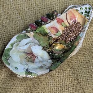 Handcrafted Decoupaged Oyster Shell Cluster Magnolia Trinket Dish 6.5"X3"